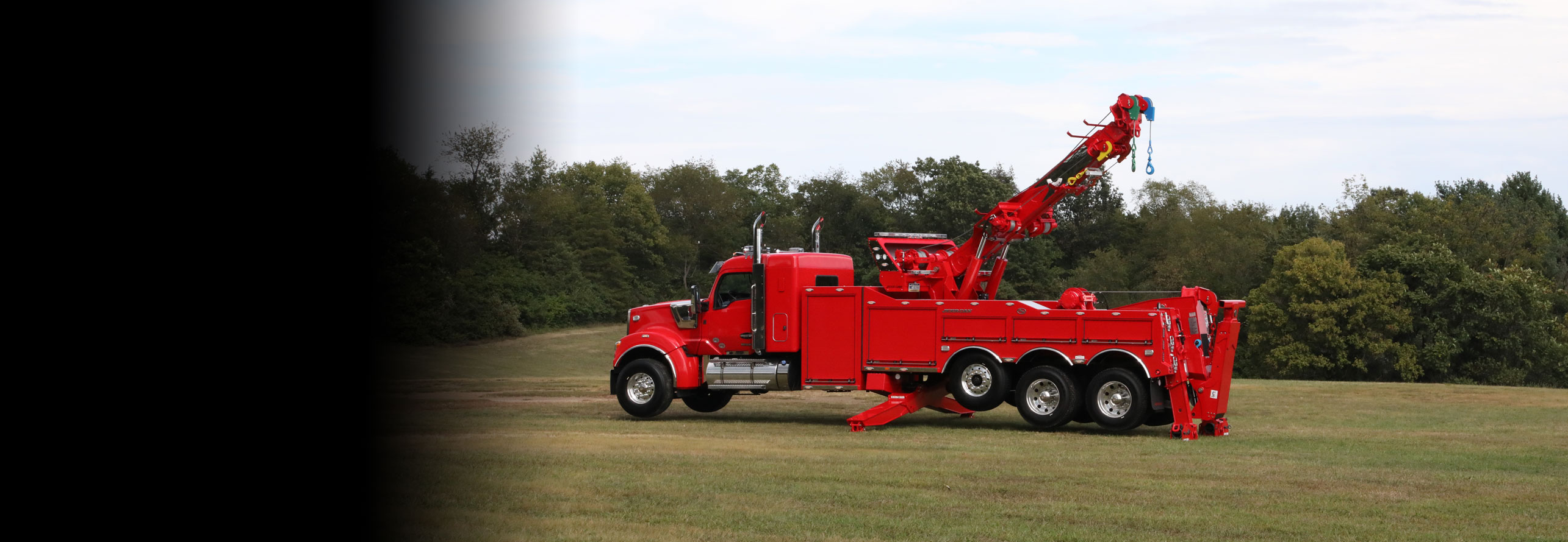 JerrDan-34-45Header-Outside-Phone
