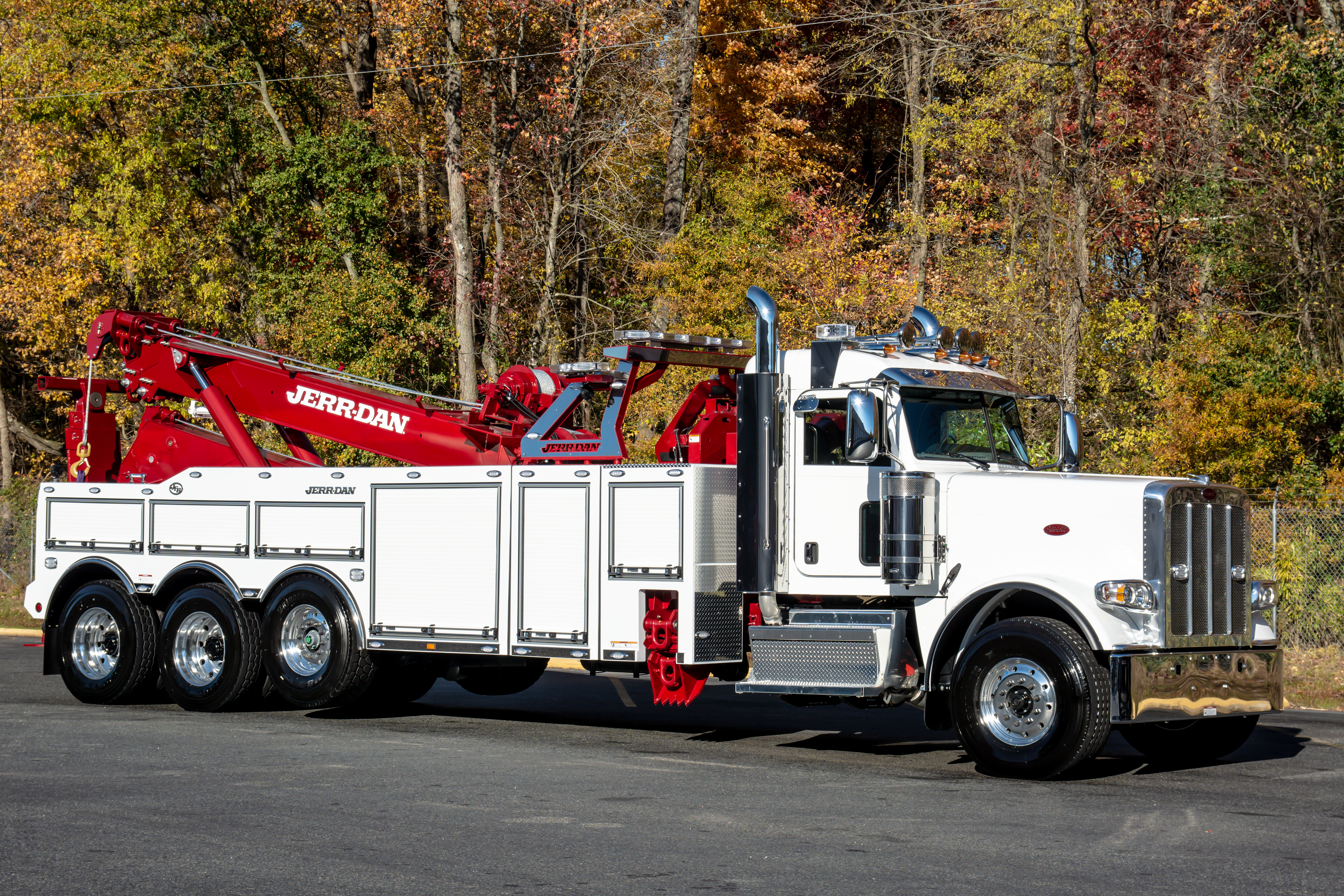 Jerr Dan Heavy Duty Wrecker